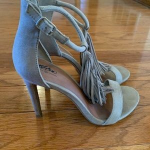 Taupe fringe tassel heel